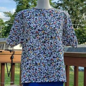 Size Large
Vintage
80s 90s Floral Top
